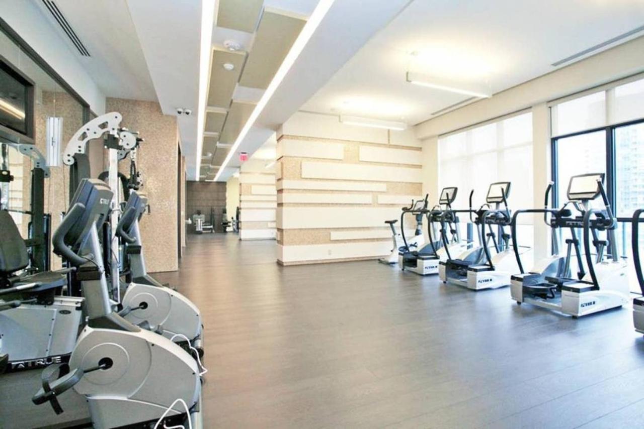 多伦多Stunning Views Of Downtown - Luxury High Rise With King Bed!别墅 外观 照片